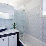 Les Coteaux De La Nartelle-27 By Interhome 公寓