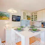 Les Coteaux De La Nartelle-27 By Interhome * 圣马克西姆