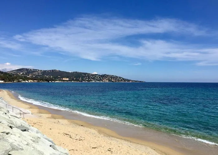 Апартаменти Les Coteaux De La Nartelle-27 By Interhome *