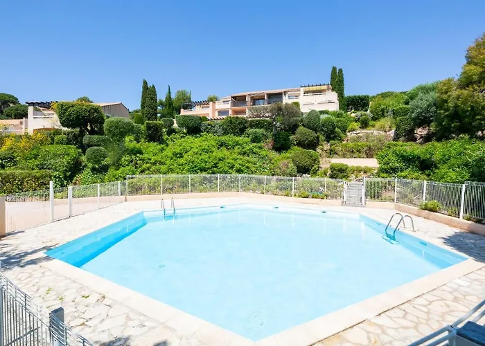 Les Coteaux De La Nartelle-27 By Interhome